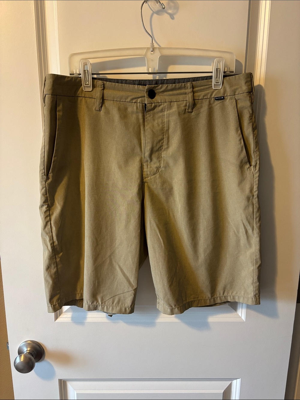 Hurley Men's Khaki Straight-Fit Casual Shorts